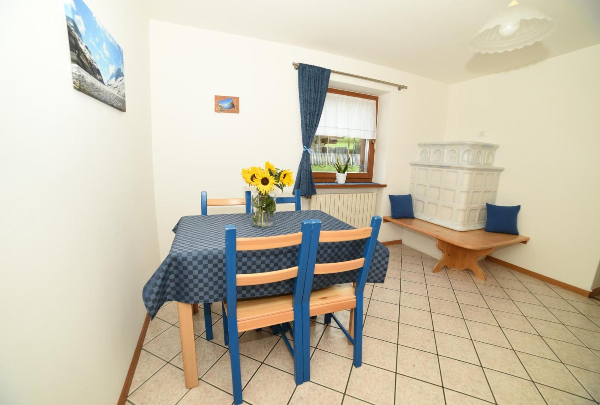 Cesa Mandi E Miky Apartment Canazei Luaran gambar