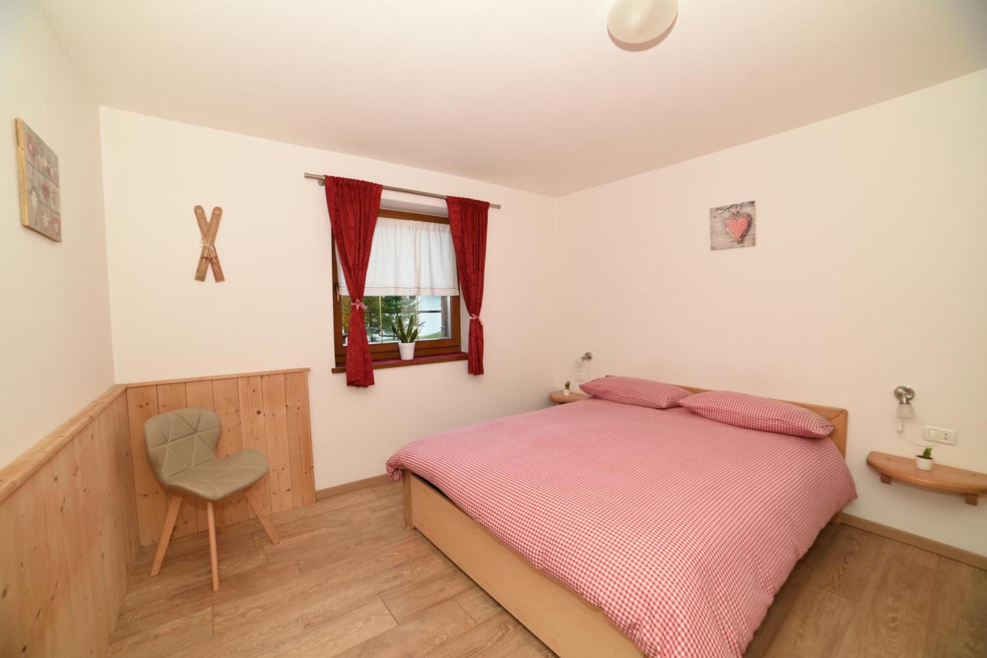 Cesa Mandi E Miky Apartment Canazei Luaran gambar